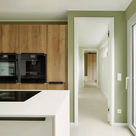 Homefy Luxury - 5 Pax - 2 Bath - Garage - Exclusive & Unique Holiday home *