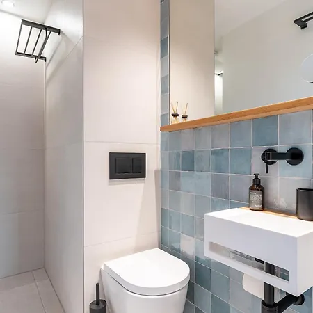 Holiday home Homefy Luxury - 5 Pax - 2 Bath - Garage - Exclusive & Unique Ratingen